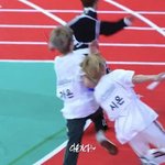 <b>엑</b><b>디즈</b> 가온 개불쌍하네