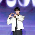 <b>윤산하</b> “첫 솔로, 목표는 차은우··· 형이 빨리 따라오라고”