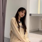 [댓글부탁해] 조이현, 무더위 잊게 만든 근황‥“가녀린 다리 빌려줘”