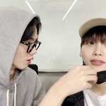 멤버턱에 <b>수염</b>난거보고 ㅈㄴ기겁하네