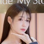 아이유(<b>IU</b>), ‘그 화장품 쓰면 지은씨처럼 예뻐질 수 있나요?’...