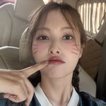 <b>카라</b> 박규리, 안와골절 수술 후 근황…'37세' 안 믿기는 비주얼