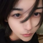 <b>캐럿</b>들아 이분 윤정한임?