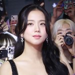 <b>지수</b> 오늘 완전 공주다