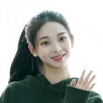 카리나 <b>데뷔때</b>는 진짜 동안 외모였는데 지금은 많이 늙었음