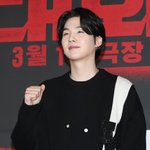 맥주 한잔? <b>BTS</b> 슈가, 혈중알코올농도 '만취 수준'…비판 또...