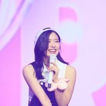 오마이걸 미미·이은지, 아이브 콘서트서 춤사위…'지락실' 우정 끈끈