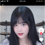 요즘 <b>쵸단</b> 닮앗다는소리들음