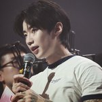 팬미팅 끝나고 팬들한테 문자 돌린 박재범