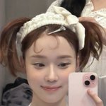 윈터 핸드폰 엄청 <b>자주</b>바꾸네