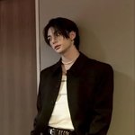 모든 머리가 퍼컬인 아이돌