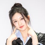 [현장포토] "예쁨 한도초과"…가을, 인형의 볼콕 디스패치 사진