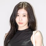 [현장포토] "클로즈업 부른다"…채령, 눈빛 플러팅 디스패치...