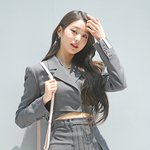 장원영, 사생 피해 호소 "카메라부터 밀어붙이면 당황스러워"