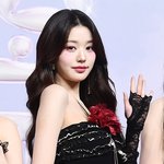 장원영, <b>사생</b> 팬 피해 토로 "쉬는 시간 카메라 들이밀면 당혹"