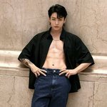 캘빈클라인 정국 <b>VS</b> 민규 추반