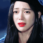 이사람들 얼굴 <b>특징</b>이 머임