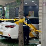 택시 사고 후 휴대폰 매장 <b>돌진</b>…신호위반 추정
