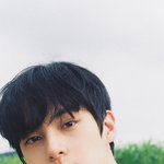 ㅈㄴ잘생겼는데 <b>찐따</b>인 사람 신기하지않냐