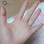 얘들아 나 손 작은데 이거 <b>단풍</b>손임?