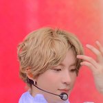 오늘자 <b>썸머소닉</b> 빨갛게 익은 라이즈 앤톤