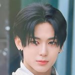 태권도4단 특공무술2단 합기도2단 있는 남돌