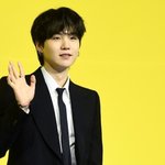 <b>BTS</b> 방탄 팬덤 행패, 상상 초월"…슈가 언급한 평론가 '분노'