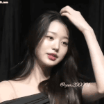 [모두드루와] <b>윙크</b>하고 쑥스러워 하는 아이브 장원영