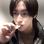 <b>박원빈</b>이랑 영원히 함께하고싶다