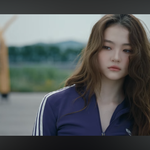 테디 걸그룹 엘라 그로스 <b>역변</b> 안했잖아!!!!