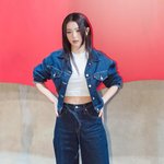 레드벨벳 슬기, ‘女心 자극하는 쿨걸 비주얼’ (리바이스 포토월)...