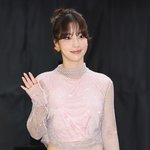 [포토] 기은세 '반가운 손인사'