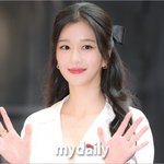 서예지(Seo Yeaji) '비주얼로 잠재운 논란 2년 만에 첫 <b>행보</b>'