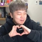 [19] 플레이브 <b>본체</b>라는데 맞음? 이분?