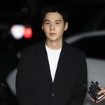 [속보] <b>BTS</b> 슈가, 경찰 출석…"큰 실망 안겨드려 죄송"