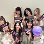 아이브 공연장 밖 대기하는 부모들…'아기 다이브' 만든 '新풍경'...