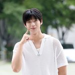 [포토]<b>문상민</b>, '수줍은 볼 콕'