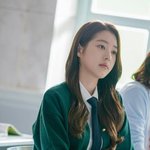 '장원영 언니' 장다아, <b>SNS</b> 개설 하루 만에 팔로워 17만 돌파...