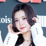 [사진]케플러 김다연,'인형의 볼하트'