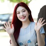 [포토] 조이, 해맑게 <b>손인사</b>