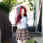 [<b>T</b>포토] 레드벨벳 조이 '애교 혹은 <b>발</b>동동'