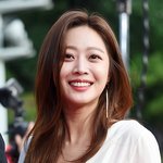 깜짝결혼 발표에 축하물결…차기작 분위기는? [<b>MD</b>이슈] (종합)