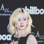 레드카펫 <b>여신들</b> 스테이씨