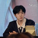 ㅇㅇㅅ 이거 ㄹㅇ ㄹㅈ<b>닮음</b>