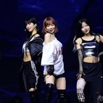 [드루와] 숨소리 가득 '날것' 라이브…르세라핌, 논란 정면돌파...