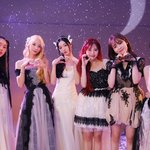 <b>그새</b> 더 예뻐진 것 같은 '옴걸-아린' 비주얼