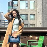 [모두드루와] 아이브 안유진, 가을여신 변신…비현실적 각선미