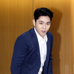 ‘슈쥬 탈퇴’ 강인, 음주운전→폭행 논란 딛고 활동 재개 하나