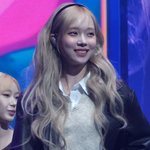 <b>윈터</b> 옷 잘 입는데