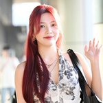 [드루와] 레드벨벳 조이 ‘꽃보다 <b>JOY</b>’[포토엔HD]